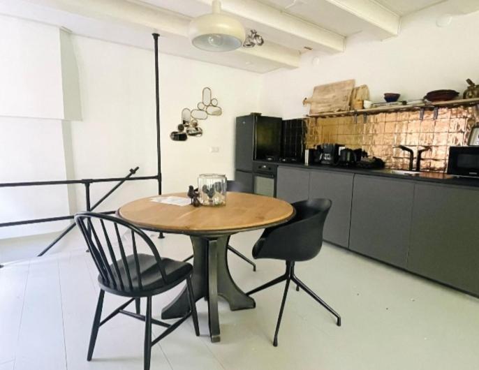 Volledige Bovenwoning Binnenstad Leeuwarden Ngoại thất bức ảnh